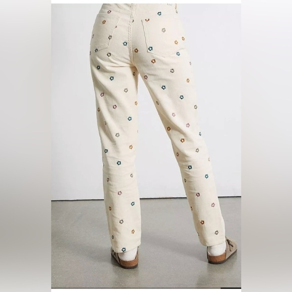 Pacsun Cream with Flower Embroidered Corduroy Mom Jeans Size 24 - Picture 3 of 14